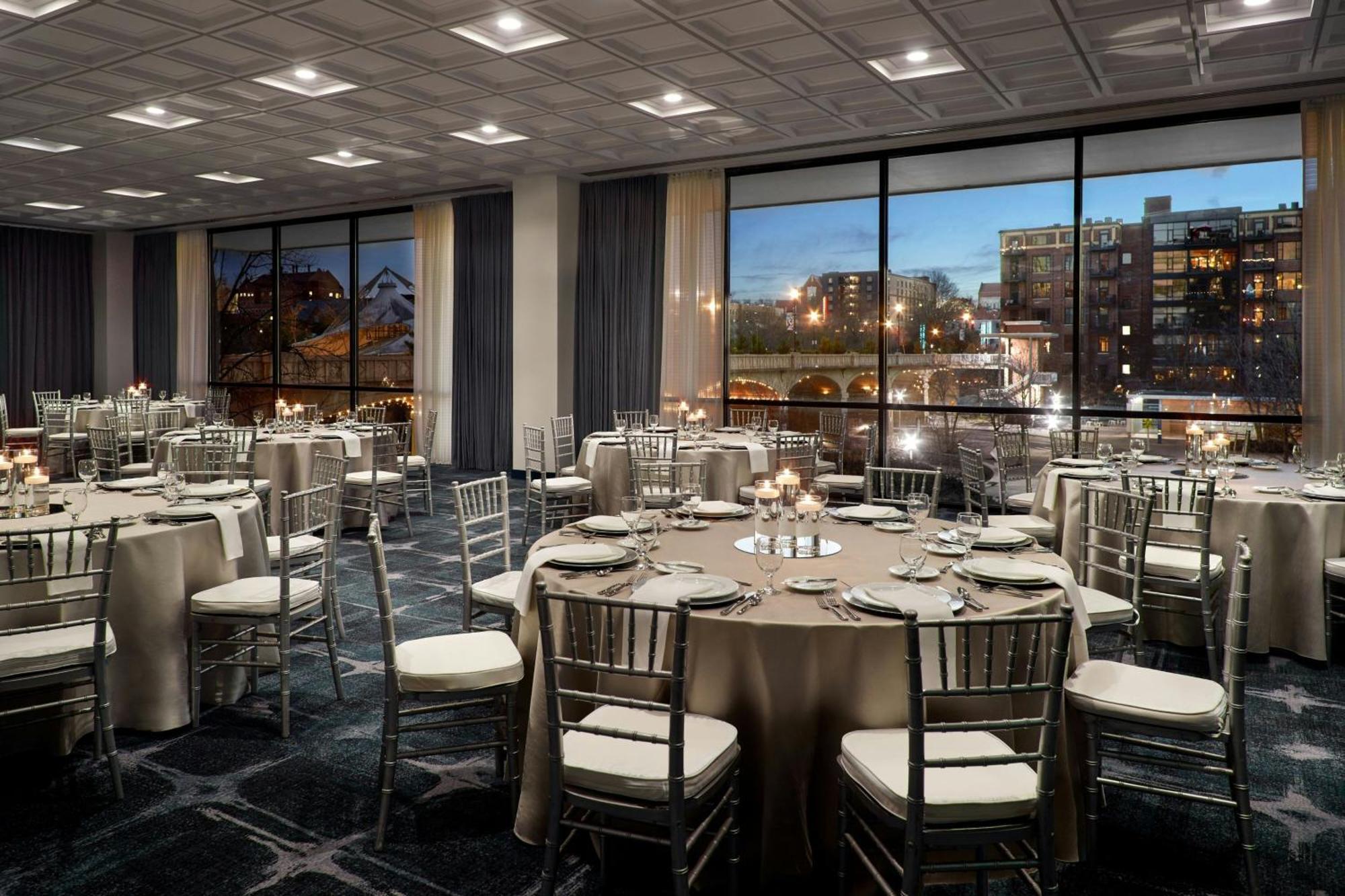 Marriott Knoxville Downtown Ngoại thất bức ảnh